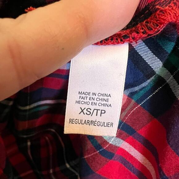 Victoria's Secret Red Plaid Long Sleeve Button Down Christmas Pajama Top Size XS - Picture 5 of 13